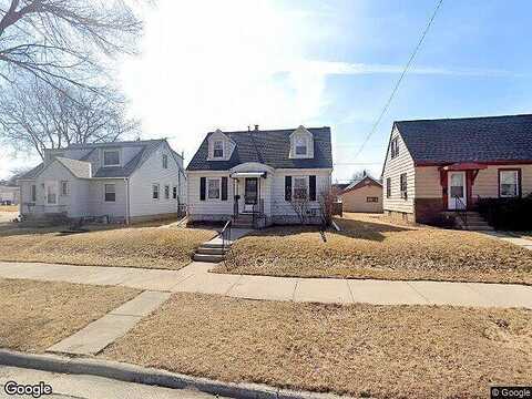 Carpenter, CUDAHY, WI 53110