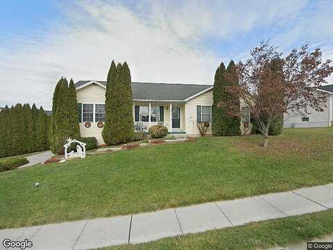 Matthew, NEW OXFORD, PA 17350
