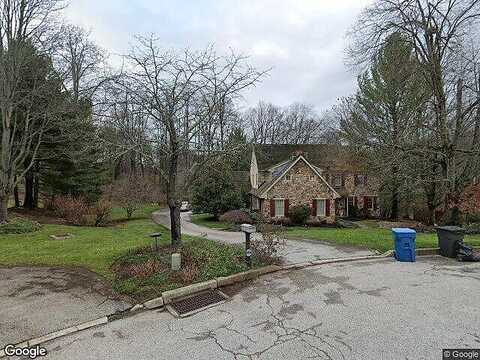 Stonegate, DEVON, PA 19333