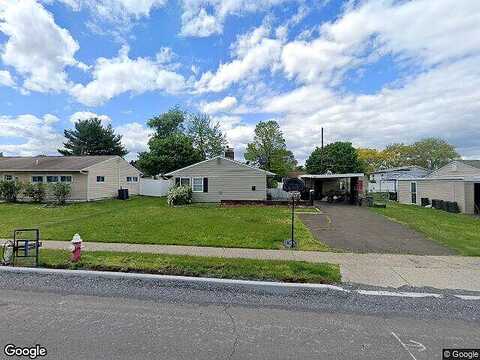 Pinewood, LEVITTOWN, PA 19054