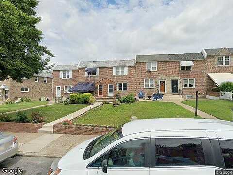 Harwood, UPPER DARBY, PA 19082