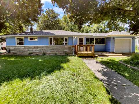 English, SAINT PAUL, MN 55109