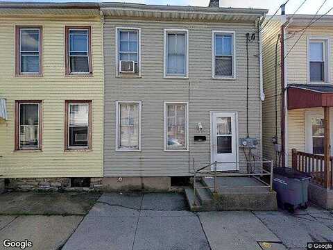 Willow, LEBANON, PA 17046