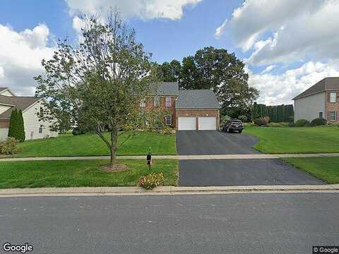 Foxpointe, STATE COLLEGE, PA 16803