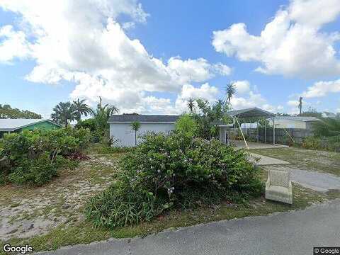 Pine, HOBE SOUND, FL 33455