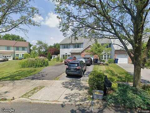 Tamarack, ALLENTOWN, PA 18104