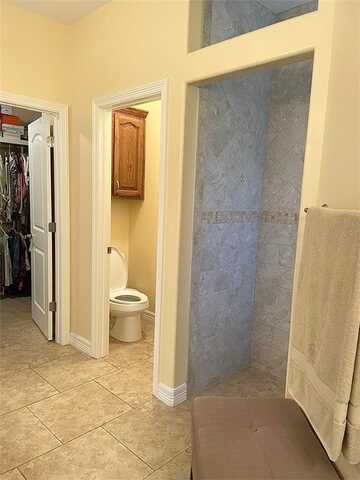 Charles, KINGSVILLE, TX 78363