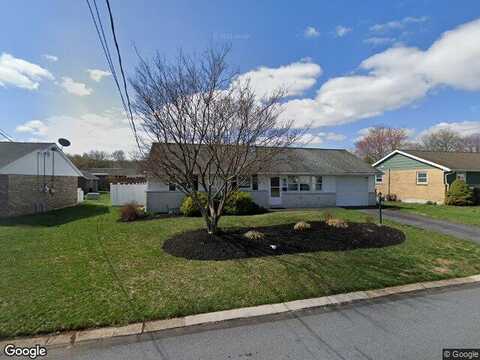 Jackie, ROBESONIA, PA 19551