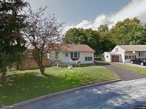 Green Lynne, LEVITTOWN, PA 19057