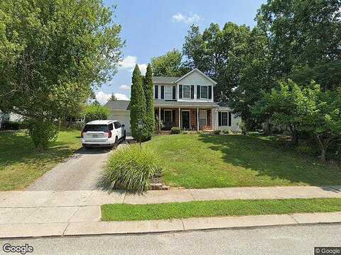 Hall, HANOVER, PA 17331