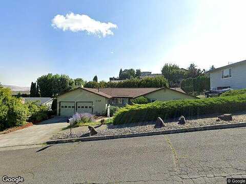 Lewis, THE DALLES, OR 97058