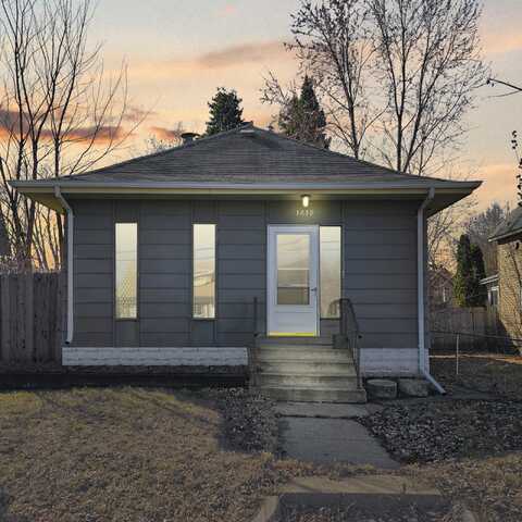 26Th, MINNEAPOLIS, MN 55411