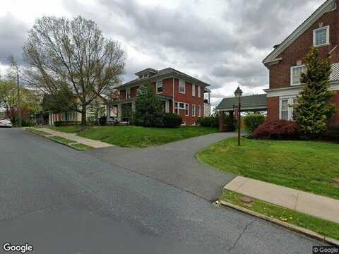 Spruce, BIRDSBORO, PA 19508