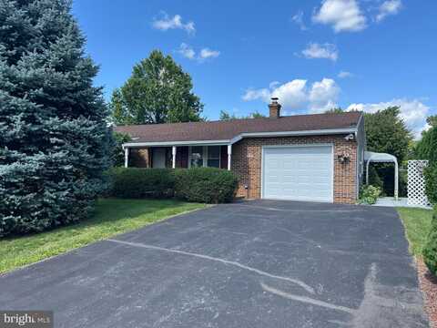 Meadow, LEBANON, PA 17042