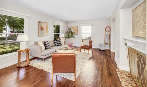 Diversey, MILWAUKEE, WI 53217