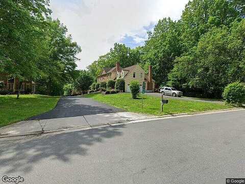 Marquis, WOODBRIDGE, VA 22192