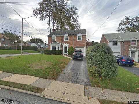 Lincoln, HAVERTOWN, PA 19083