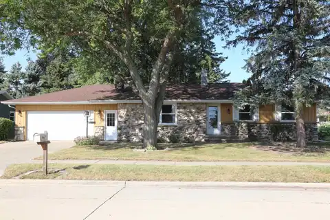 Chestwood, APPLETON, WI 54911