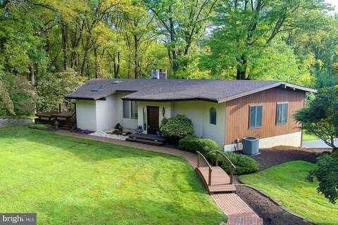Bridle Path, CHADDS FORD, PA 19317