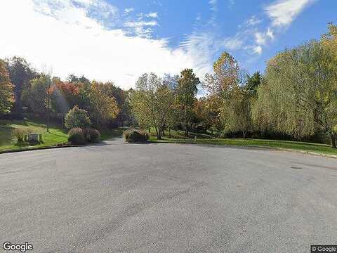 Jennifer, DILLSBURG, PA 17019