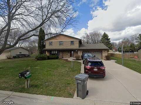 Cindy, MUSKEGO, WI 53150