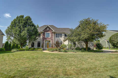 Walnut Way, MENOMONEE FALLS, WI 53051