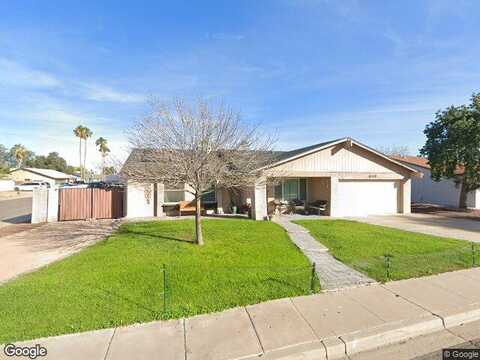 Los Lagos Vista, MESA, AZ 85210