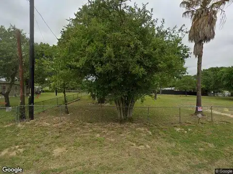 Mansion, VON ORMY, TX 78073