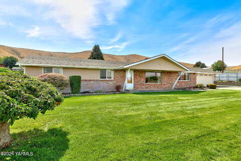 Meadowbrook, YAKIMA, WA 98903