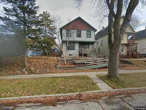 Cambridge, MILWAUKEE, WI 53211