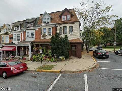 17Th, READING, PA 19602