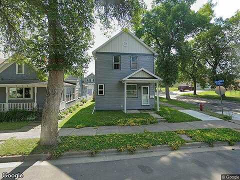 2Nd, CHISHOLM, MN 55719