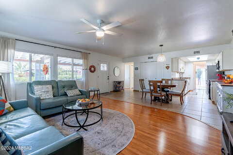 Calle Del Diablo, GREEN VALLEY, AZ 85614