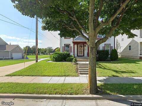 20Th, MILWAUKEE, WI 53205