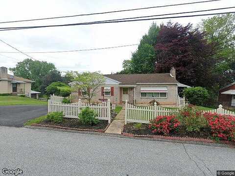 Clover Hill, DALLASTOWN, PA 17313