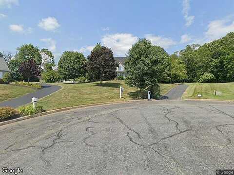 Natalie, COOPERSBURG, PA 18036