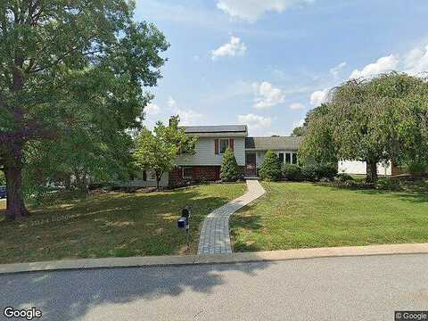 Moore, HANOVER, PA 17331
