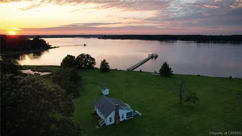 Ditchley, GLOUCESTER, VA 23061