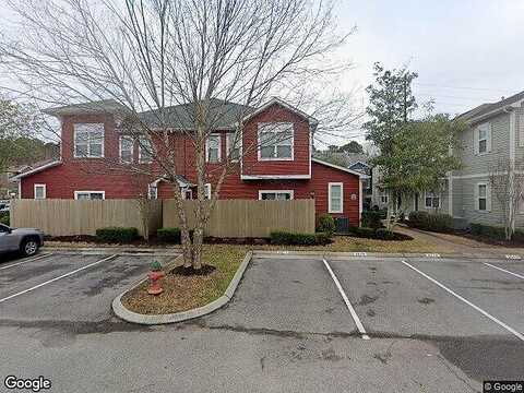 Lacy Oak, CHESAPEAKE, VA 23320