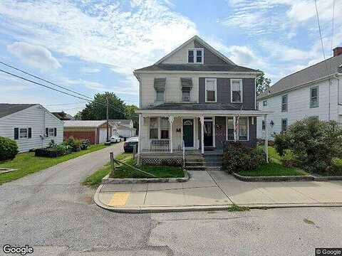 Terrace, HANOVER, PA 17331