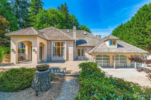 31St, BELLEVUE, WA 98005