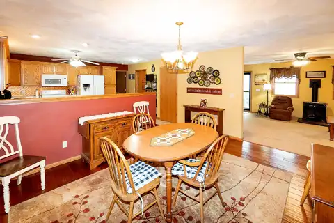 Bluestem, ELKHORN, WI 53121