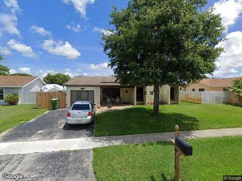 8Th, PEMBROKE PINES, FL 33024