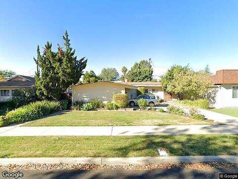 Genesta, VAN NUYS, CA 91406