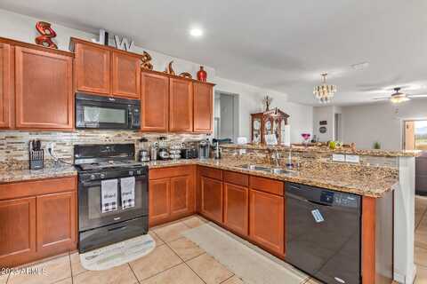 78Th, LAVEEN, AZ 85339