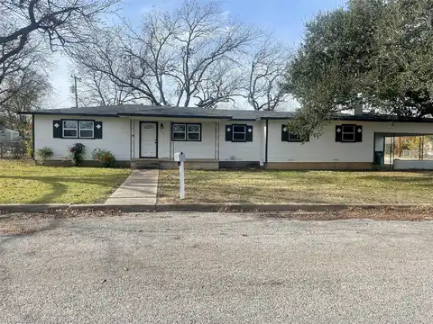 Avenue L, CLIFTON, TX 76634
