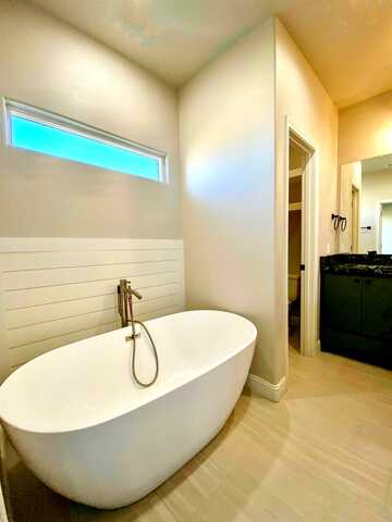 16Th, LUBBOCK, TX 79416
