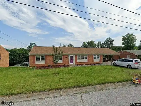 Luwana, ROANOKE, VA 24018