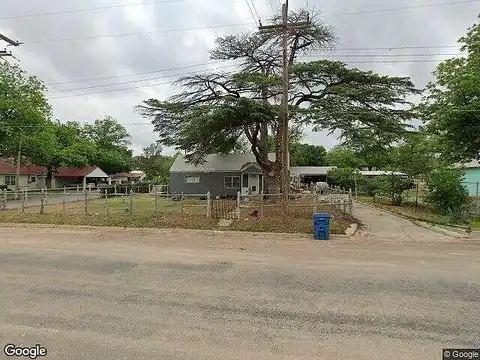 Ave J, OZONA, TX 76943