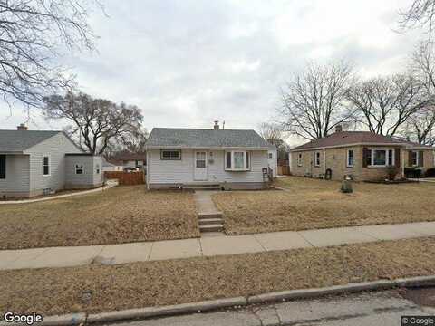 51St, MILWAUKEE, WI 53220